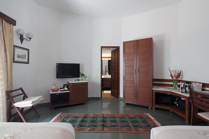 UTELIAA HOMESTAY & HOTEL - Cozy Heritage Stay in Ahmedabad- - UTELIAA HOMESTAY & HOTEL - Cozy Heritage Stay in Ahmedabad-, Bungalow No. 9, Gandhi Bagh Society, Law Garden, Ellisbridge, Ahmedabad, Gujarat 380006, India