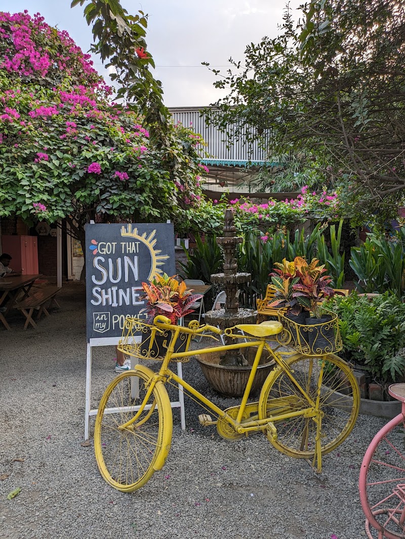 Zoey's: Good Vibes Only - Zoey's: Good Vibes Only Kodathi Gate, St Patricks Academy, 114/1, Sarjapura Road, Oppsite, Bengaluru, Karnataka 560035, India
