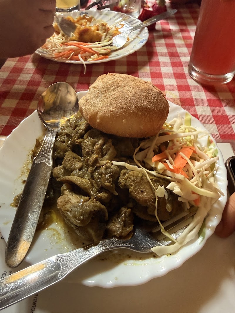Joseph Bar - Joseph Bar Sao Tome, Rua 31 de Janeiro, Altinho, Panaji, Goa 403001, India