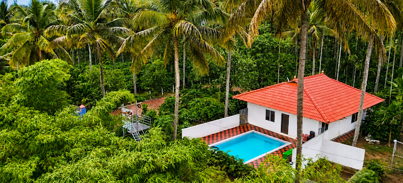 Coorg Maharaja Resorts and Spa - Coorg Maharaja Resorts and Spa Golden Temple Rd, behind AT Coffee Curing Works, Koppa, Kushalnagar, Karnataka 571104, India