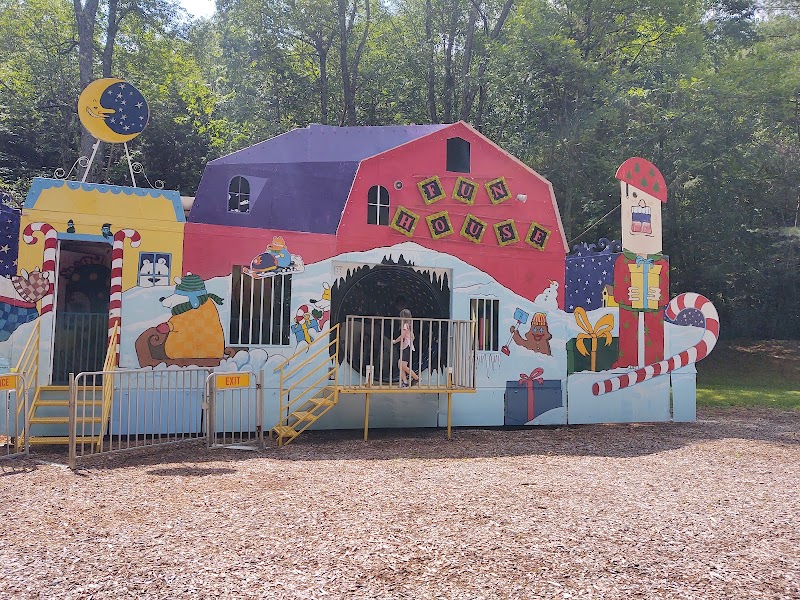 Santa's Land USA - Santa's Land USA 655 Bellows Falls Rd, Putney, VT 05346, USA