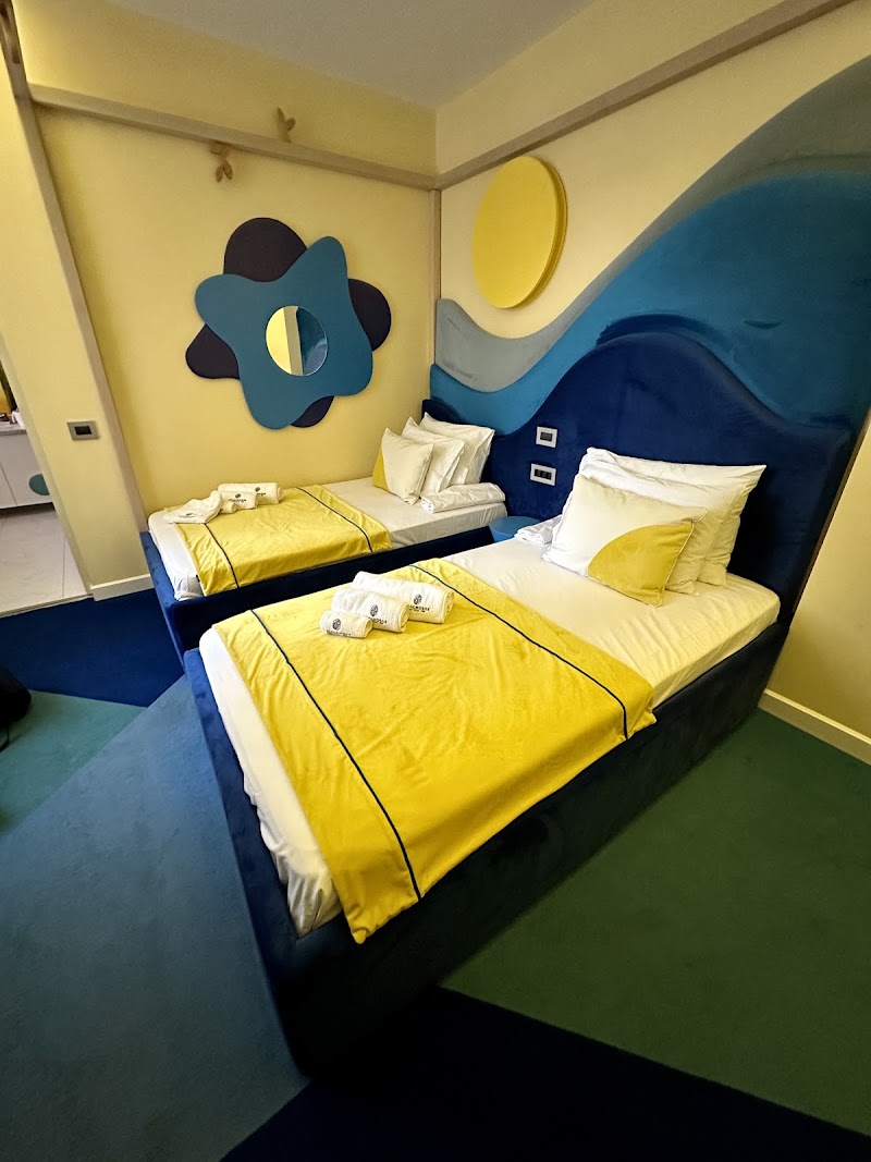 Vilacrosse Boutique Inn - Vilacrosse Boutique Inn Calea Victoriei 16, 18, 20, 030023 București, Romania