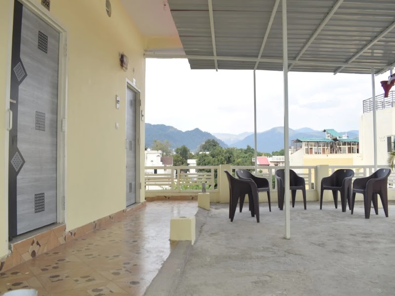 Hotel O by OYO Mount View - Hotel O by OYO Mount View, Union Bank Rd, near Central hospital, Bank Colony, Kusumkhera, Haldwani, Bomari Tallikham, Uttarakhand 263139, India