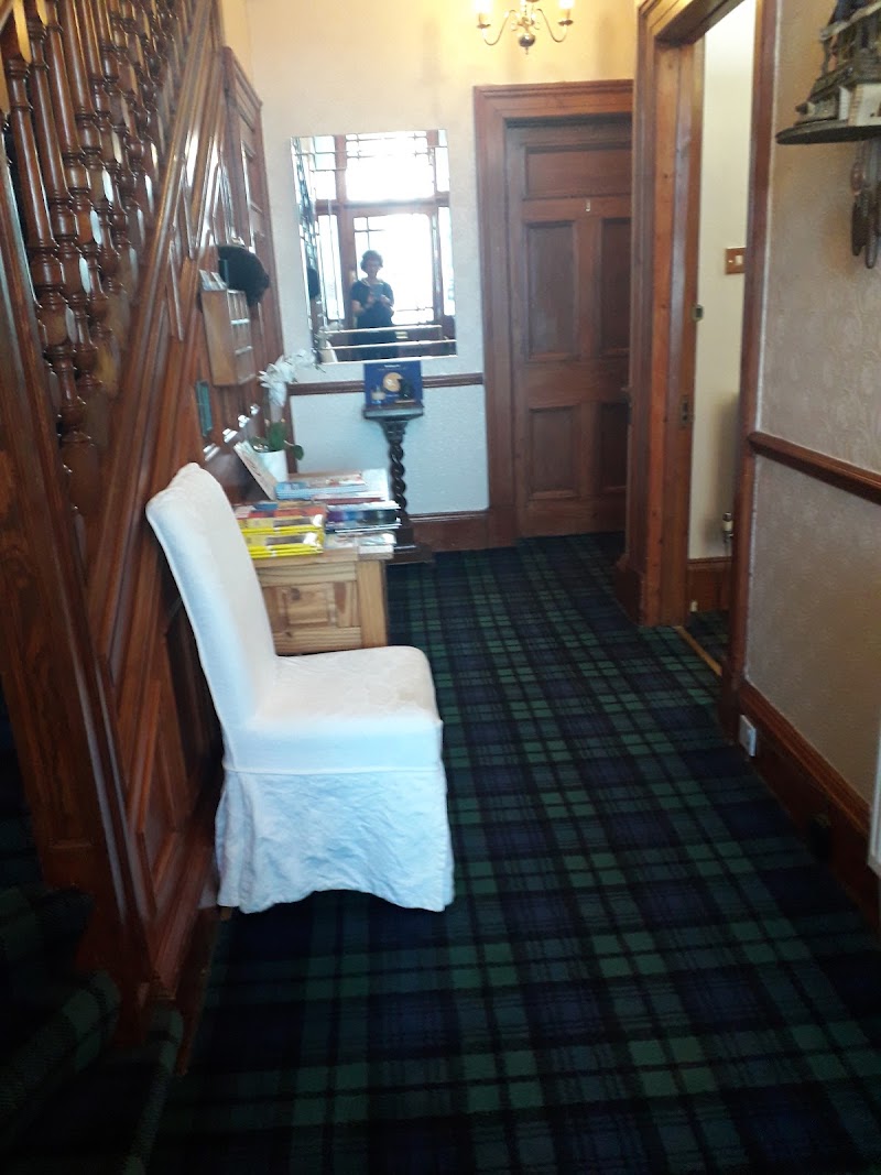 Brig O'Doon Guest House - Brig O'Doon Guest House 262 Ferry Rd., Edinburgh EH5 3AN, UK