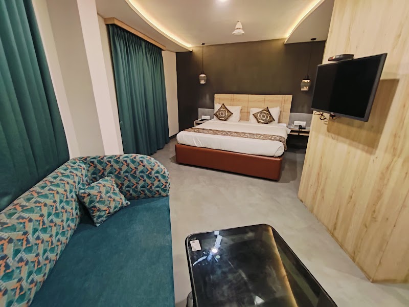 Hotel Prabhupada - Hotel Prabhupada, New Marine Drive Rd, near Light House, Puri, Odisha 752001, India