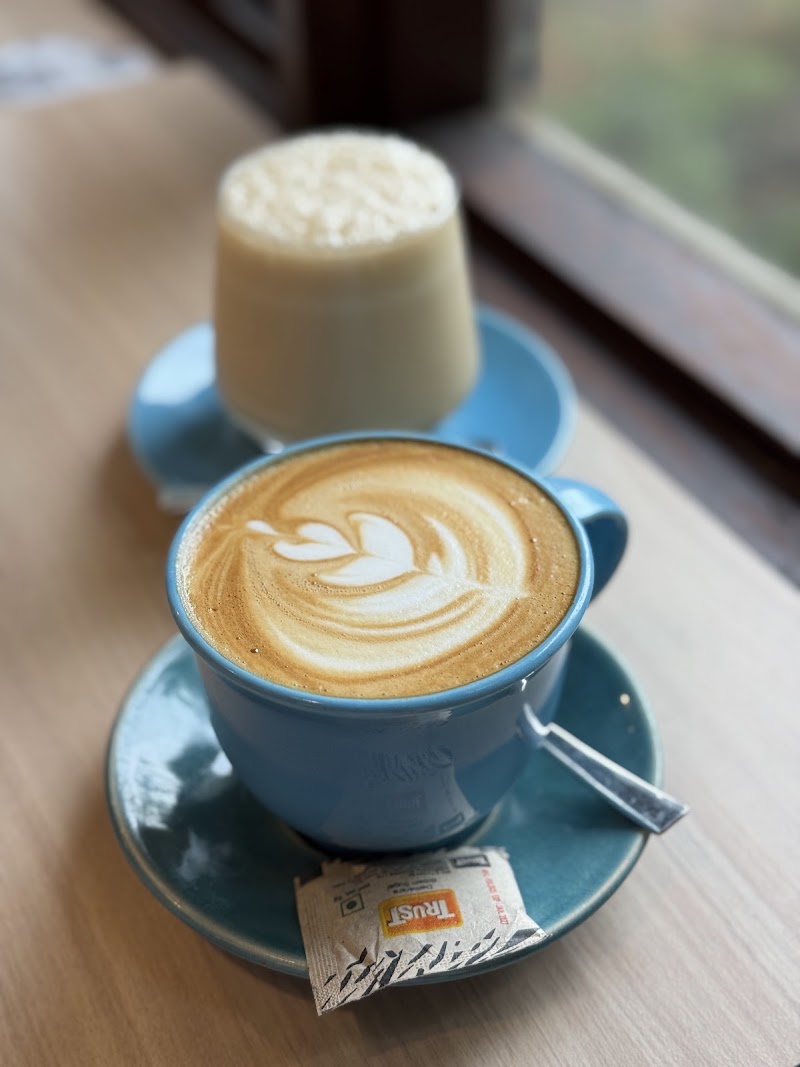 Blue Tokai Coffee Roasters | Noida - Blue Tokai Coffee Roasters | Noida No B/126, The Shop, B-126, Udhyog Marg, B Block, Sector 5, Noida, Uttar Pradesh 201301, India