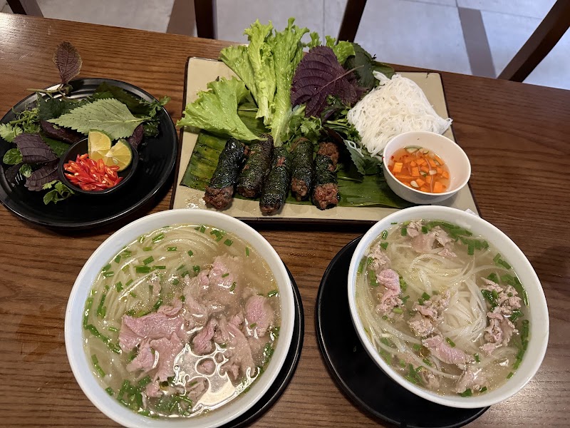Hoang's Restaurant - Vietnamese Restaurant & Vegan Food - Hoang's Restaurant - Vietnamese Restaurant & Vegan Food 54 P. Hàng Buồm, Hàng Buồm, Hoàn Kiếm, Hà Nội 100000, Vietnam