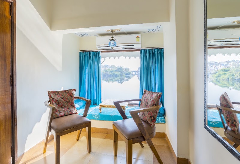 Natural Lake View Hotel - Natural Lake View Hotel 55, Swaroop Sagar Rd, Chamanpura, Udaipur, Rajasthan 313004, India