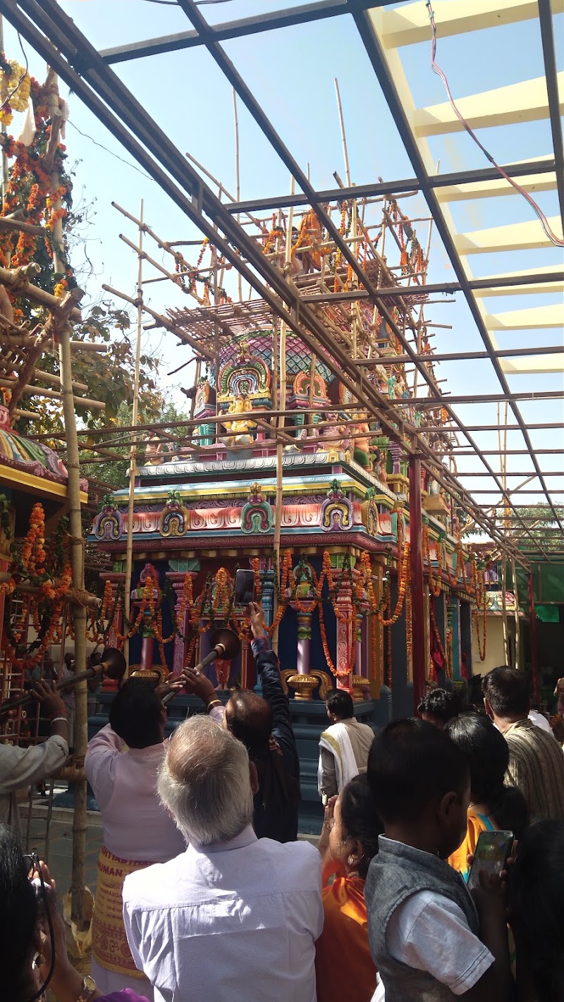 Shri Siddhi Ganesh Mandir - Shri Siddhi Ganesh Mandir Plot No, 4502, Shri Ganesh Mandir Marg, near Bihari Market, Sector 28, DLF Phase IV, Gurugram, Haryana 122002, India