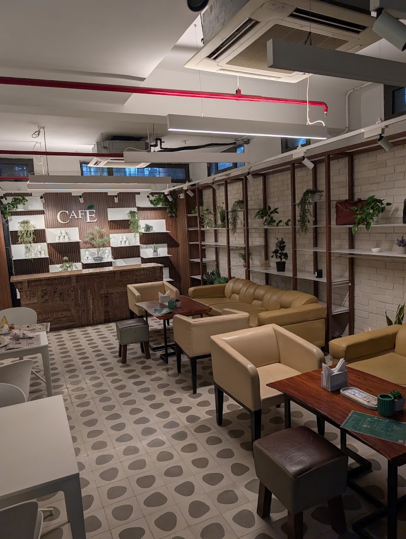 Woodland Cafe - Woodland Cafe ground floor, Block 37j, 2168, Gurudwara Rd, opp. Post, Block 37J, Beadonpura, Karol Bagh, New Delhi, Delhi, 110005, India