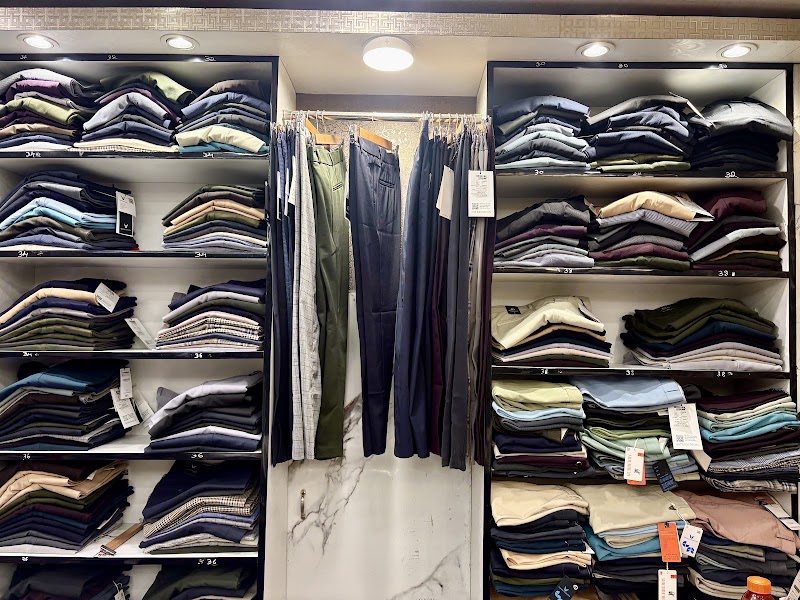 Penguin men's section - Penguin men's section, 1093, Tank Bund Rd, Indira Nagar, Ittige Gudu, Mysuru, Karnataka 570010, India