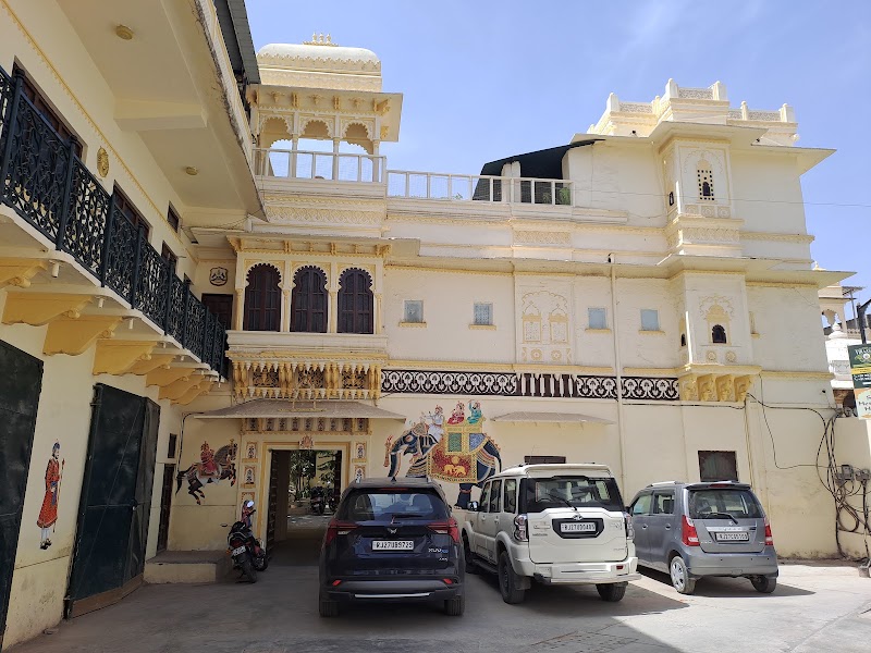 Sun Heritage Home & Villa - Sun Heritage Home & Villa Boheda Haveli , Kalaji Goraji, Old City, Kalaji Goraji, Udaipur, Rajasthan 313001, India