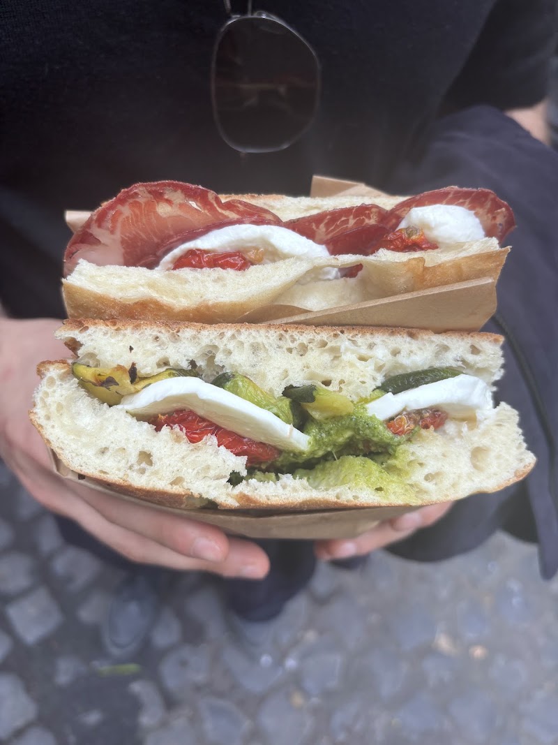 Mizio's Street Food - Mizio's Street Food Via degli Zingari, 54 a, 00184 Roma RM, Italy