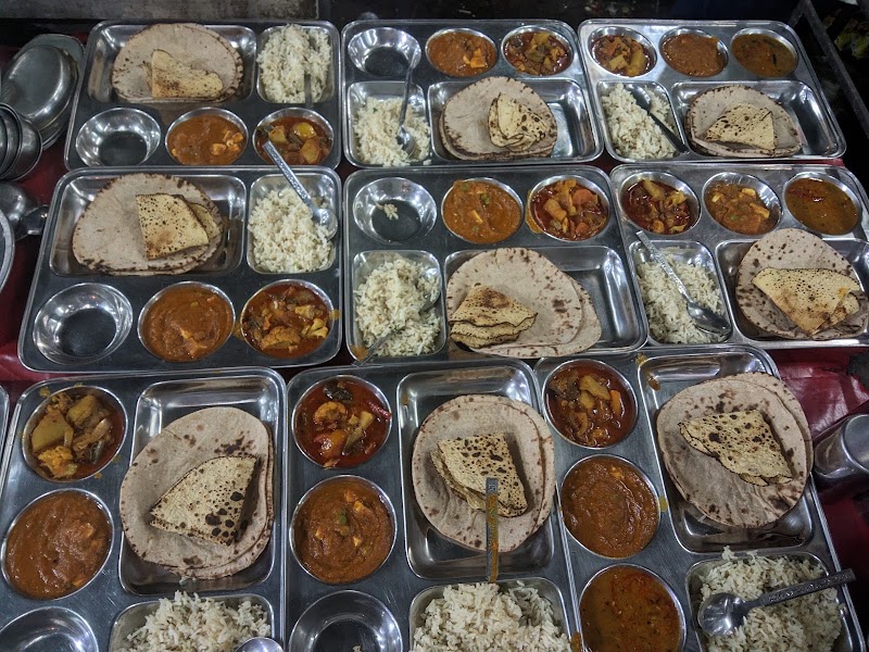 Thali house Restaurant - Thali house Restaurant D-54 Fateh Singh Market Opp. Rajputana Sheraton Hotel, near Railway Station, Gopalbari, Jaipur, Rajasthan 302006, India