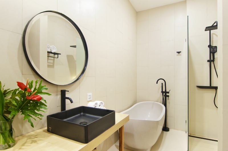 La Boutique Lux's Villas Seminyak Bali - La Boutique Lux's Villas Seminyak Bali, Jl. Petitenget No.09, Kerobokan Kelod, Kec. Kuta Utara, Kabupaten Badung, Bali 80361, Indonesia