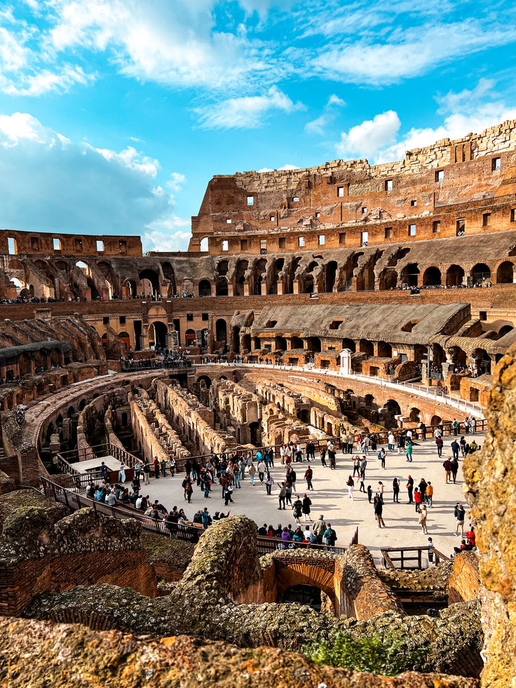 Arch of Constantine - Arch of Constantine P.za del Colosseo, 00184 Roma RM, Italy