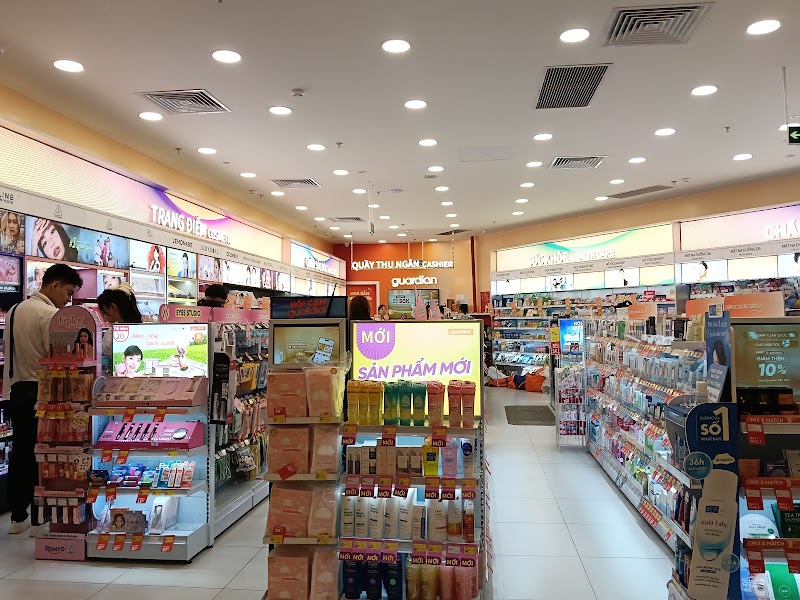 Hanoi Centre Shopping Mall - Hanoi Centre Shopping Mall 175 P. Nguyễn Thái Học, Ô Chợ Dừa, Hà Nội 10000, Vietnam