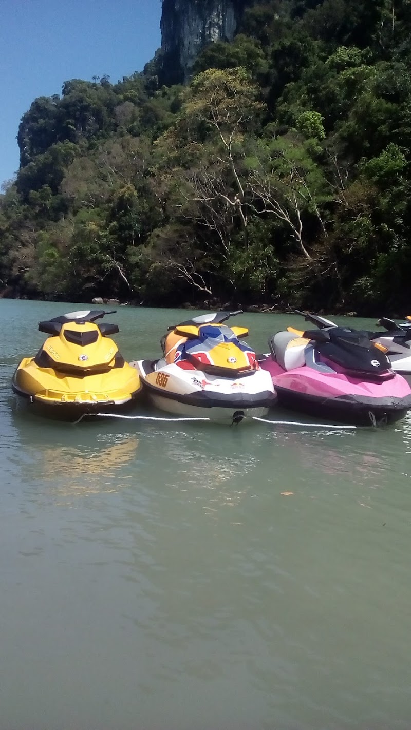 Chenang Beach Watersport Sdn. Bhd. - Chenang Beach Watersport Sdn. Bhd. 16, Jalan Pantai Chenang, Kampung Lubok Buaya, 07000 Langkawi, Kedah, Malaysia