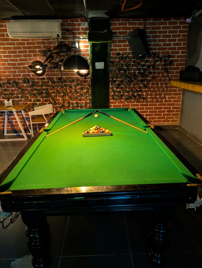 HIDDEN BUNKER PUB - HIDDEN BUNKER PUB 36/1, Outer Ring Rd, Kadubeesanahalli, Bengaluru, Karnataka 560103, India