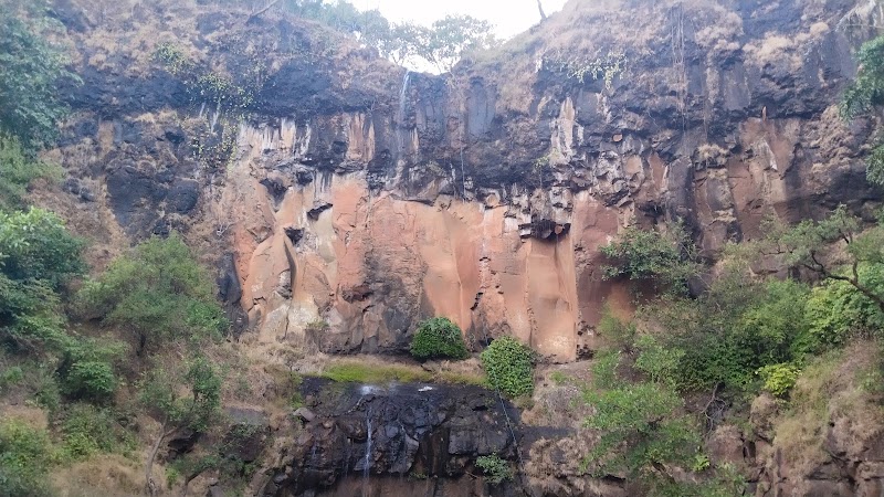 Hidden Waterfall ahead of Routwadi - Hidden Waterfall ahead of Routwadi, CXH3+J9, Olavan, Maharashtra 416212, India