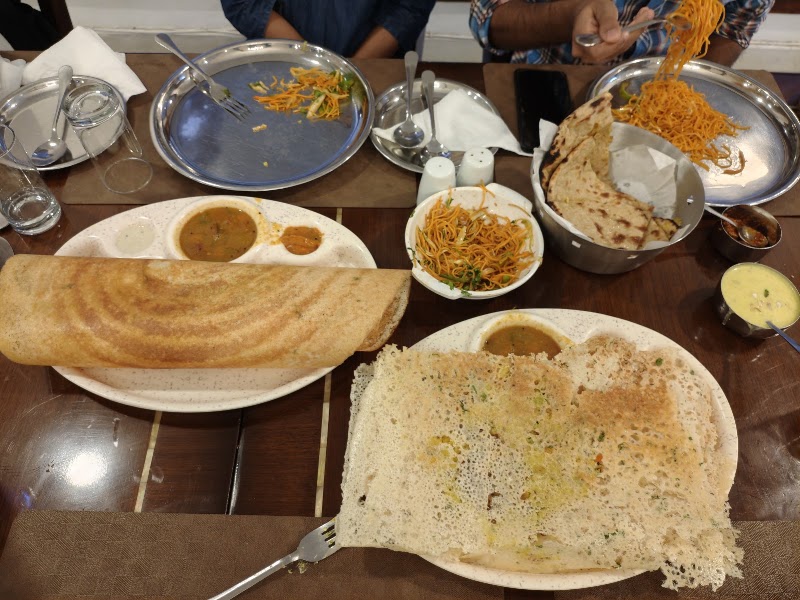 Govinda's Restaurant - Govinda's Restaurant Complex, Iskcon Temple Rd, Sant Nagar, East of Kailash, New Delhi, Delhi 110065, India
