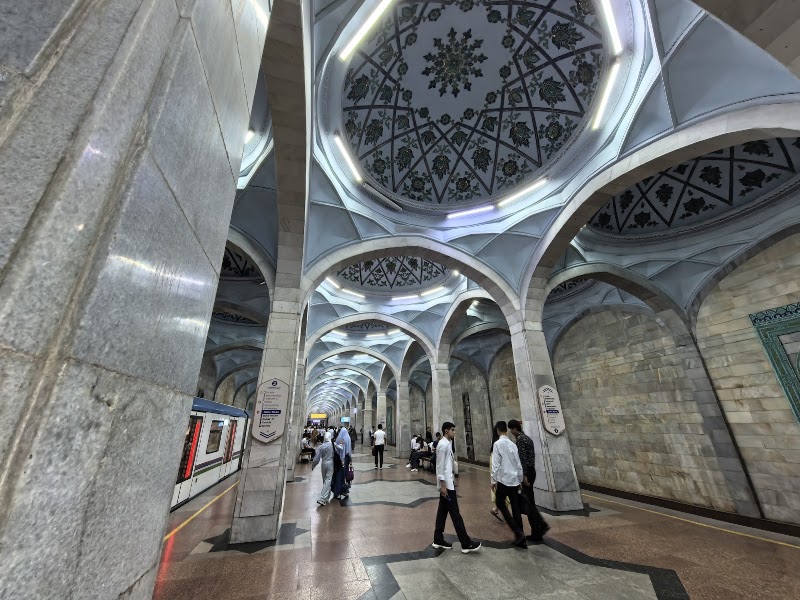 Kosmonavtlar - Kosmonavtlar, Afrosiyob ko'chasi, Тоshkent, Toshkent Viloyati, Uzbekistan