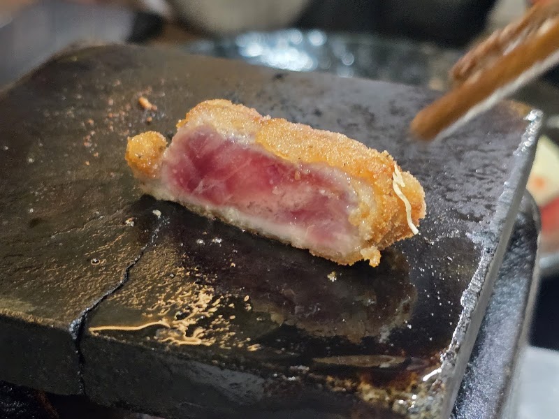 Gyukatsu Motomura - Gyukatsu Motomura Japan, 〒160-0022 Tokyo, Shinjuku City, Shinjuku, 3-chōme−22−７ 指田ビル B1F