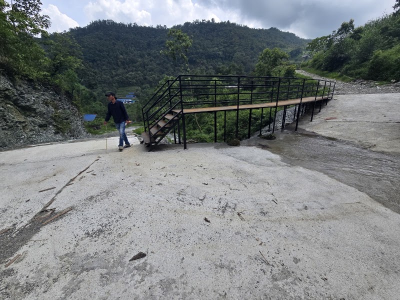 Dhampus Hike Start Point - Dhampus Hike Start Point, 7VQ6+R47, Dhampus 33700, Nepal