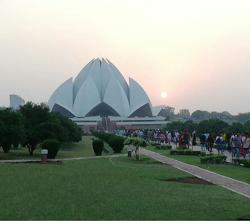 Bahá’í Lotus Temple - Bahá’í Lotus Temple Lotus Temple Rd Bahapur, Shambhu Dayal Bagh, Kalkaji, New Delhi, Delhi 110019, India
