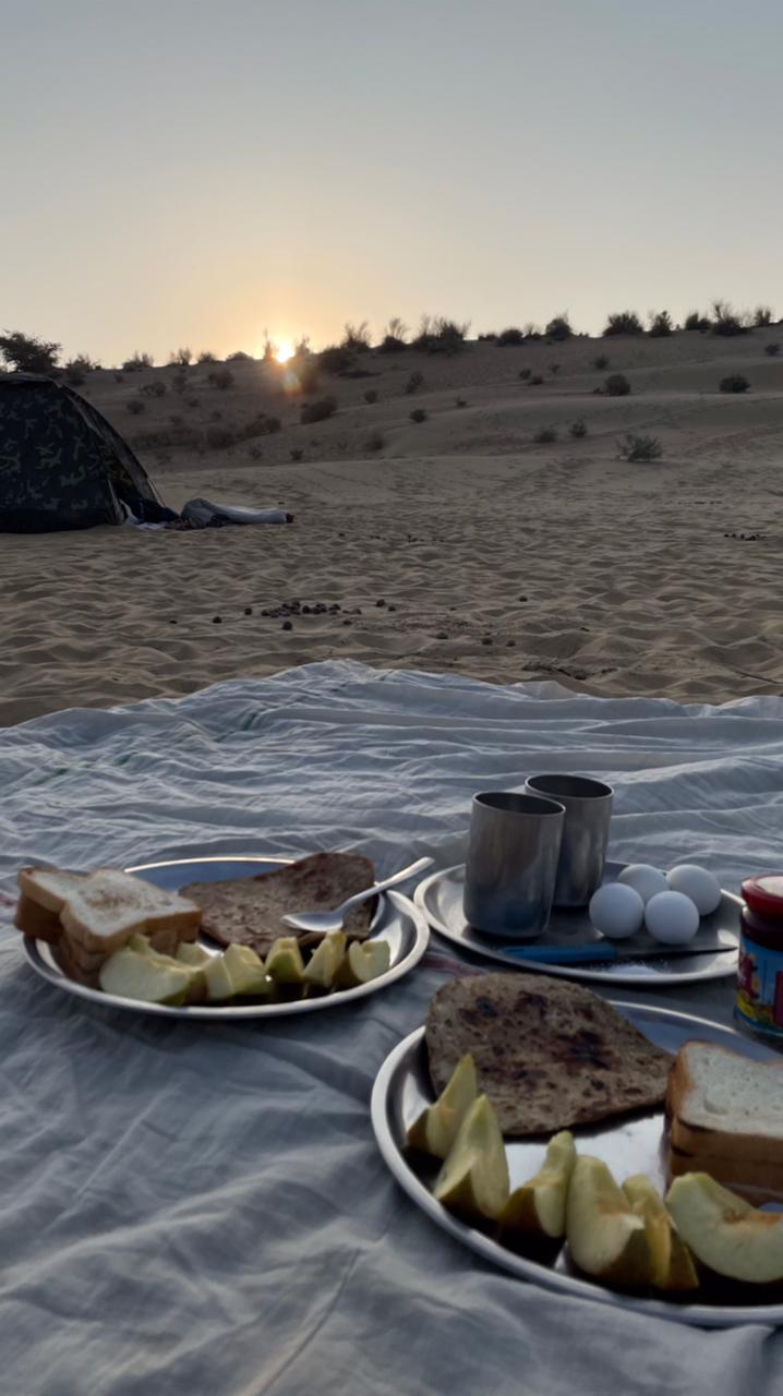Magesh jeep & camel safari khuri - Magesh jeep & camel safari khuri, Khuri sand dunes road, Khuri, Khoohdi, Rajasthan 345034, India