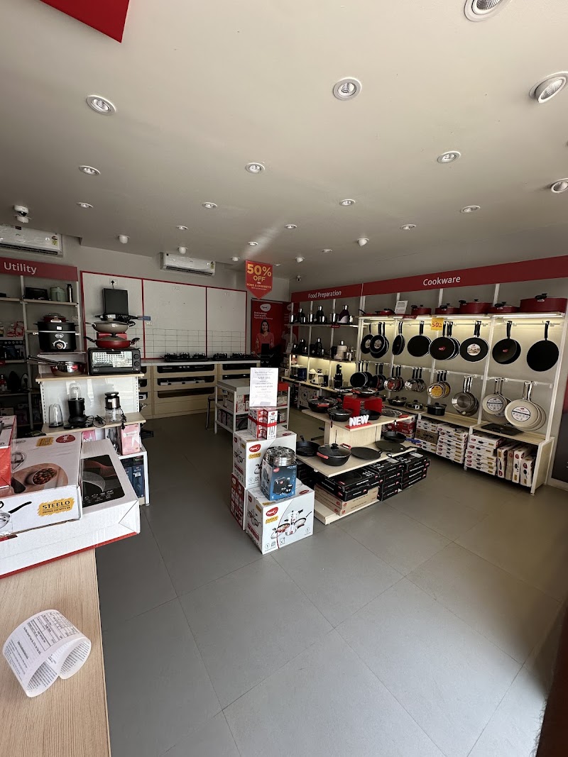 Pigeon Exclusive Store - New Sarkanda - Pigeon Exclusive Store - New Sarkanda, Muktidham Chowk, opposite Ritesh Mobile World, New Sarkanda, Sarkanda, Bilaspur, Chhattisgarh 495001, India