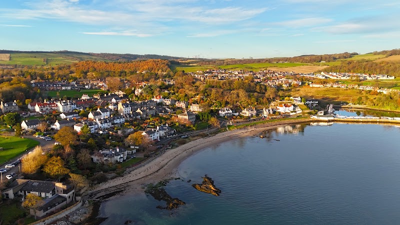 Silver Sands Beach, Aberdour - Silver Sands Beach, Aberdour, Firth of Forth, Burntisland KY3 0RQ, UK