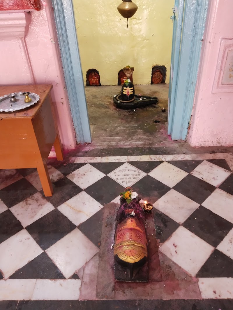 Ram Mandir - Ram Mandir, 62J2+35F, Ram Mandir Ward, Buddha Vihar, Warora, Maharashtra 442907, India