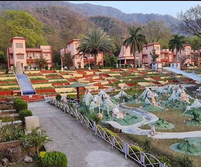 Baba Kali Kamali vanprasth Aashram - Baba Kali Kamali vanprasth Aashram Swarg Ashram, Rishikesh, Uttarakhand 249304, India