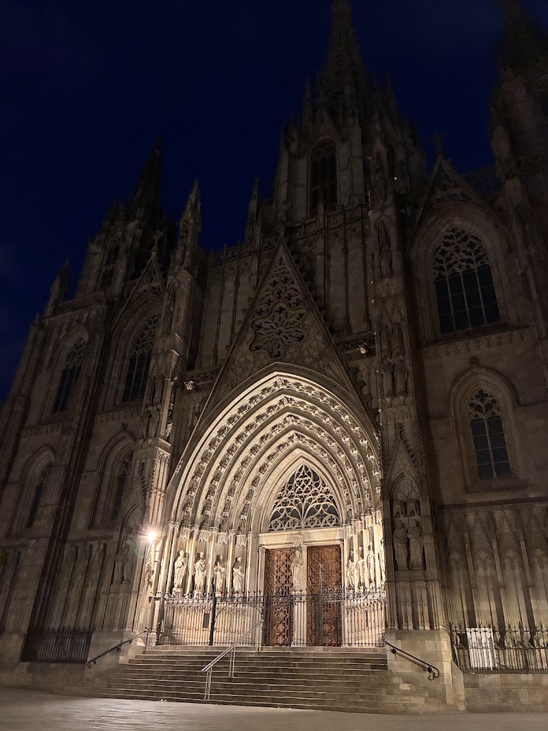 GuruWalk - GuruWalk, Carrer de la Portaferrissa, 17, Ciutat Vella, 08002 Barcelona, Spain