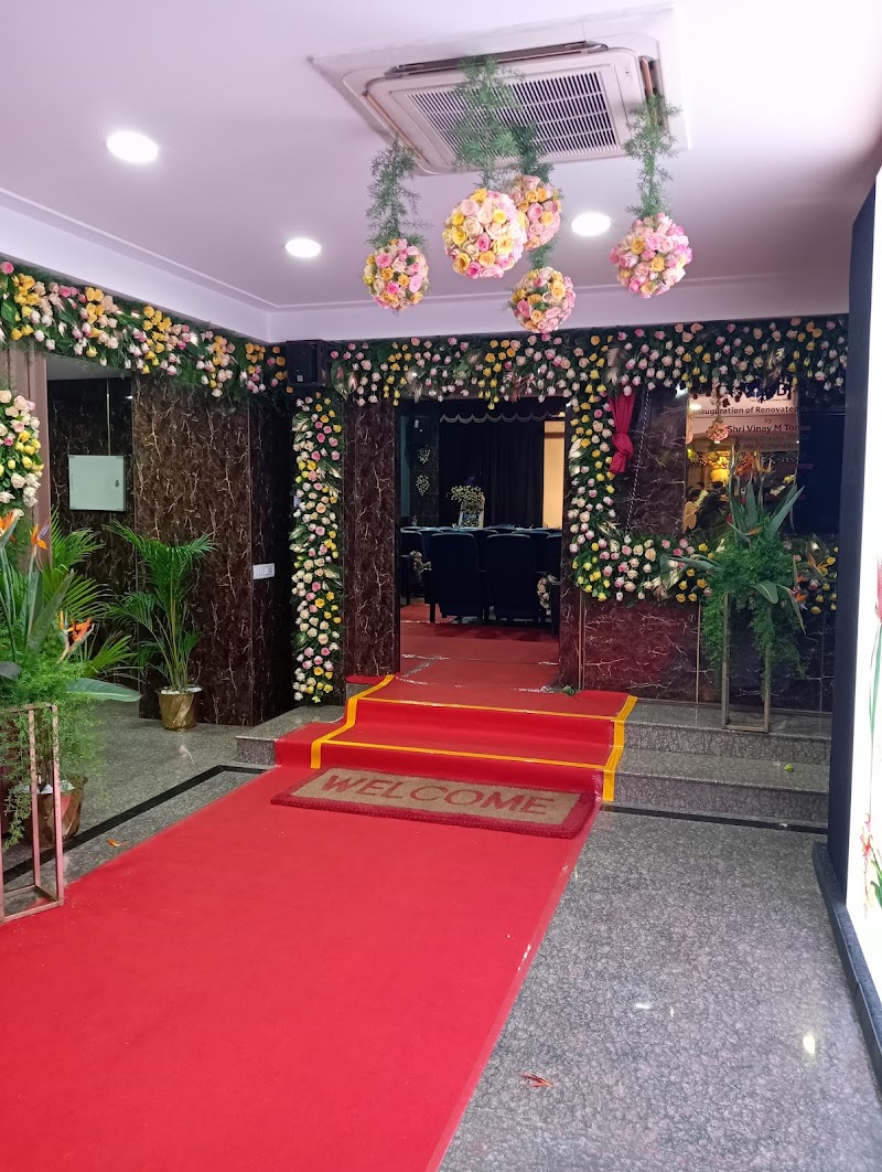 Mysore Bank Building - Mysore Bank Building, 18, Avenue Rd, Anchepet, Chickpet, Bengaluru, Karnataka 560009, India