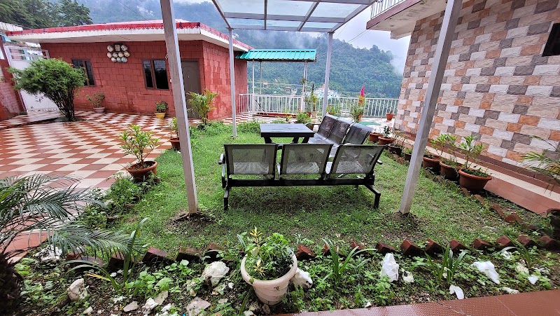 The Heaven Home Stay - The Heaven Home Stay near, Jheel Kyarkuli Road, Dhobi Ghat, Mussoorie, Kyar Kuli Bhatta, Uttarakhand 248179, India