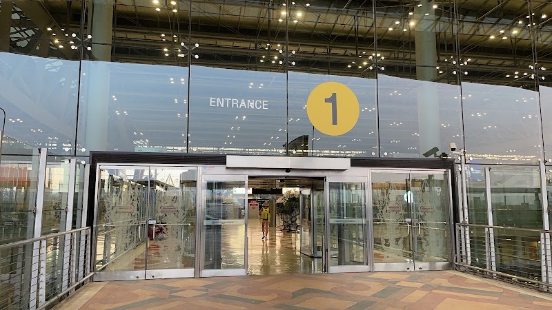 Suvarnabhumi Airport Floor 4 Gate 5 - Suvarnabhumi Airport Floor 4 Gate 5 Nong Prue, Bang Phli District, Samut Prakan 10540, Thailand