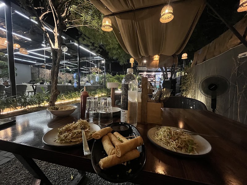 THE GROVE vns - THE GROVE vns, The Mall Rd, Varanasi cantonment, Varanasi, Uttar Pradesh 221002, India