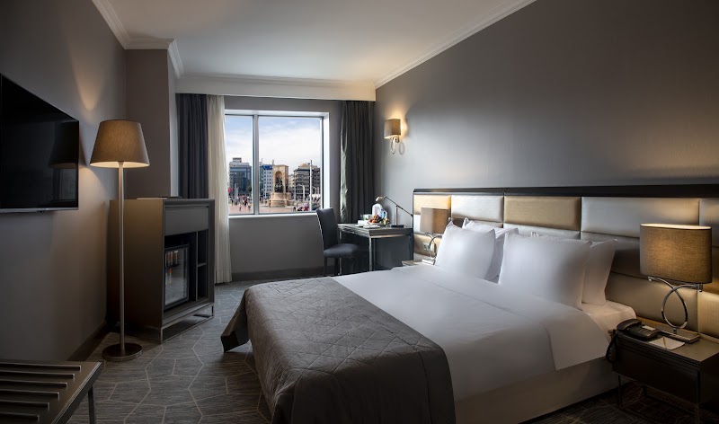 Taksim Square Hotel - Taksim Square Hotel Gümüşsuyu, Sıraselviler Cd. No:7 Taksim, 34437 Beyoğlu/İstanbul, Türkiye