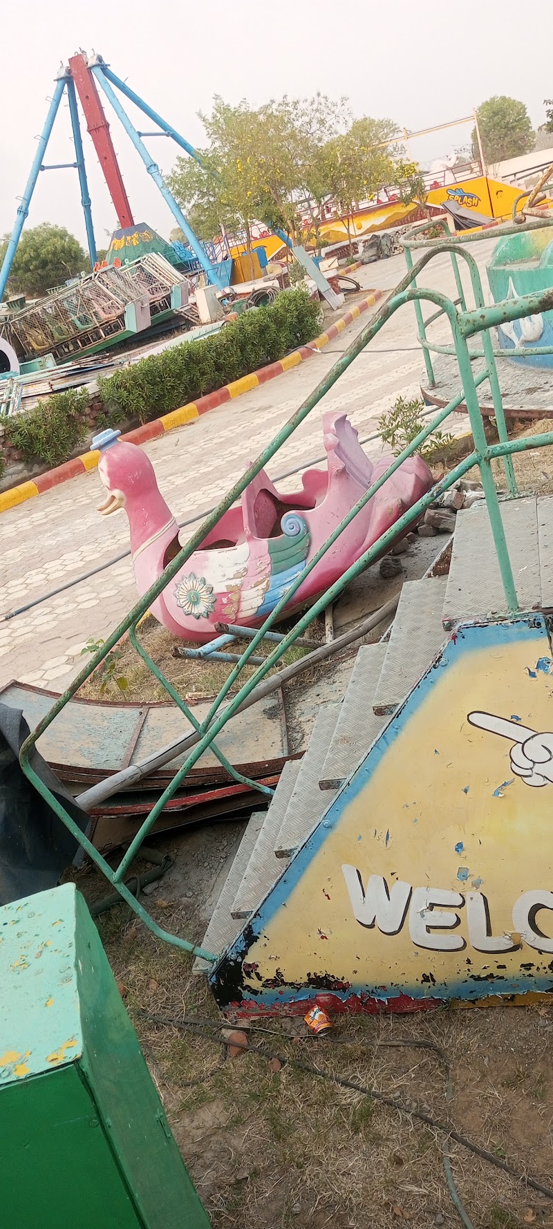 The Fun Park - The Fun Park 6QMG+CRM, Balsamand Rd, Marval City, Professor Colony, Hisar, Bir Hisar, Haryana 125005, India