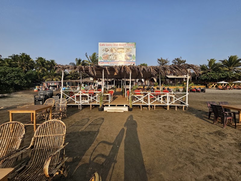 Lucky Star Beach Shack - Lucky Star Beach Shack JPQC+P2Q, Gawde Wada, Morjim Beach, Ashvem, Morjim, Goa 403512, India