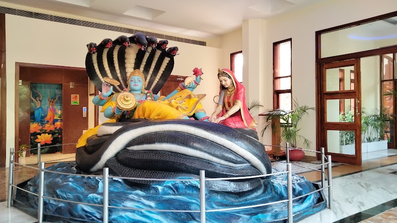 Govinda's Restaurant - Govinda's Restaurant Complex, Iskcon Temple Rd, Sant Nagar, East of Kailash, New Delhi, Delhi 110065, India