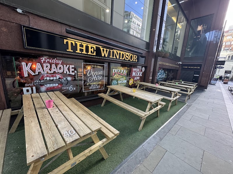 Windsor Fenchurch - Windsor Fenchurch 2 New London St, London EC3R 7NA, UK