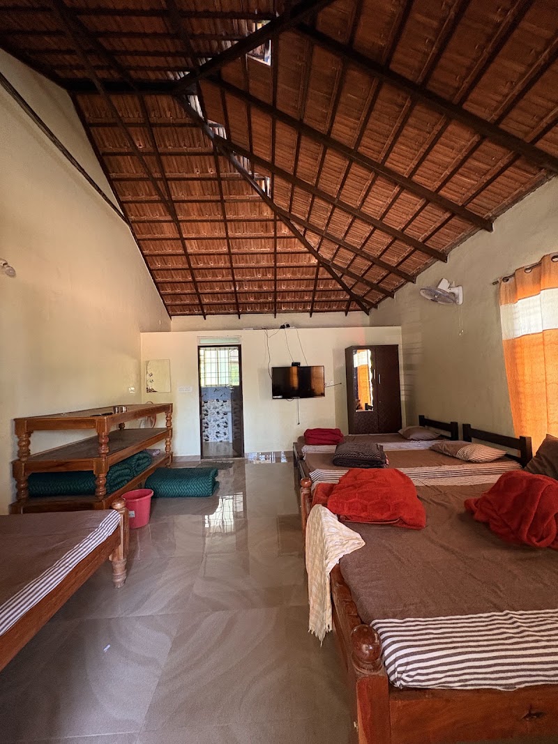 Blue Moon Homestay - Blue Moon Homestay 3J2C+RPF Kanchur Estate, Taluk, Hanthur, Kanchuru, Karnataka 577132, India
