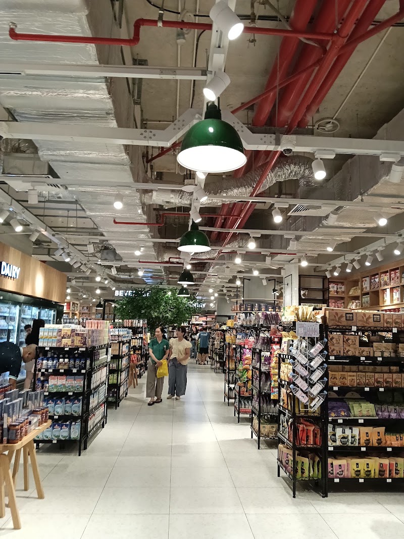 Hanoi Centre Shopping Mall - Hanoi Centre Shopping Mall 175 P. Nguyễn Thái Học, Ô Chợ Dừa, Hà Nội 10000, Vietnam