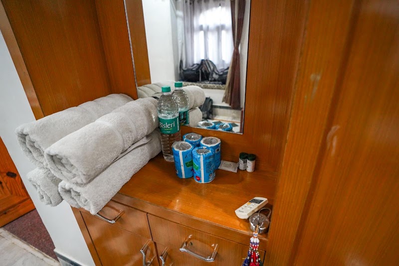 Wanderlust Hotel - Wanderlust Hotel, WW96+CGR, Unnamed Road, Malka Pol, Jaisalmer, Kishan Ghat, Rajasthan 345001, India