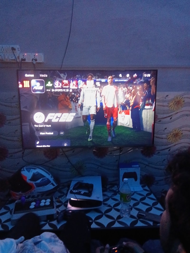 SQUAD GAMING CAFE