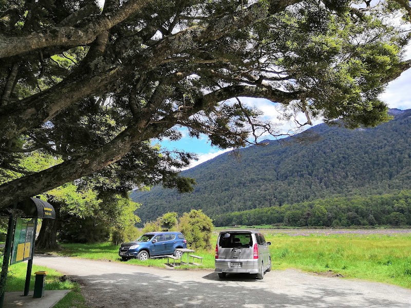 Walker Creek DOC Campsite - Walker Creek DOC Campsite, State Highway 94, Te Anau 9600, New Zealand