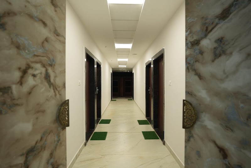 HOTEL MM PRESTIGE RAIPUR - HOTEL MM PRESTIGE RAIPUR Ramkrishna Hospital Road, davara colony, Pachpedi Naka, Raipur, Tikrapara, Chhattisgarh 492001, India